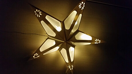 Papírová LED hvězda 43101 bílá