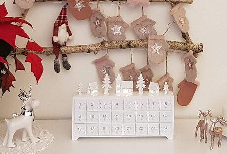 Dřevěná LED dekorace 410389 Eglo adventní kalendář na baterie