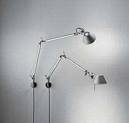 Italské světlo A008600+A005910 Artemide Tolomeo Wall