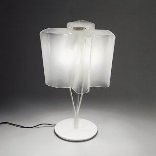 Stolní lampička Artemide LOGICO tavolo